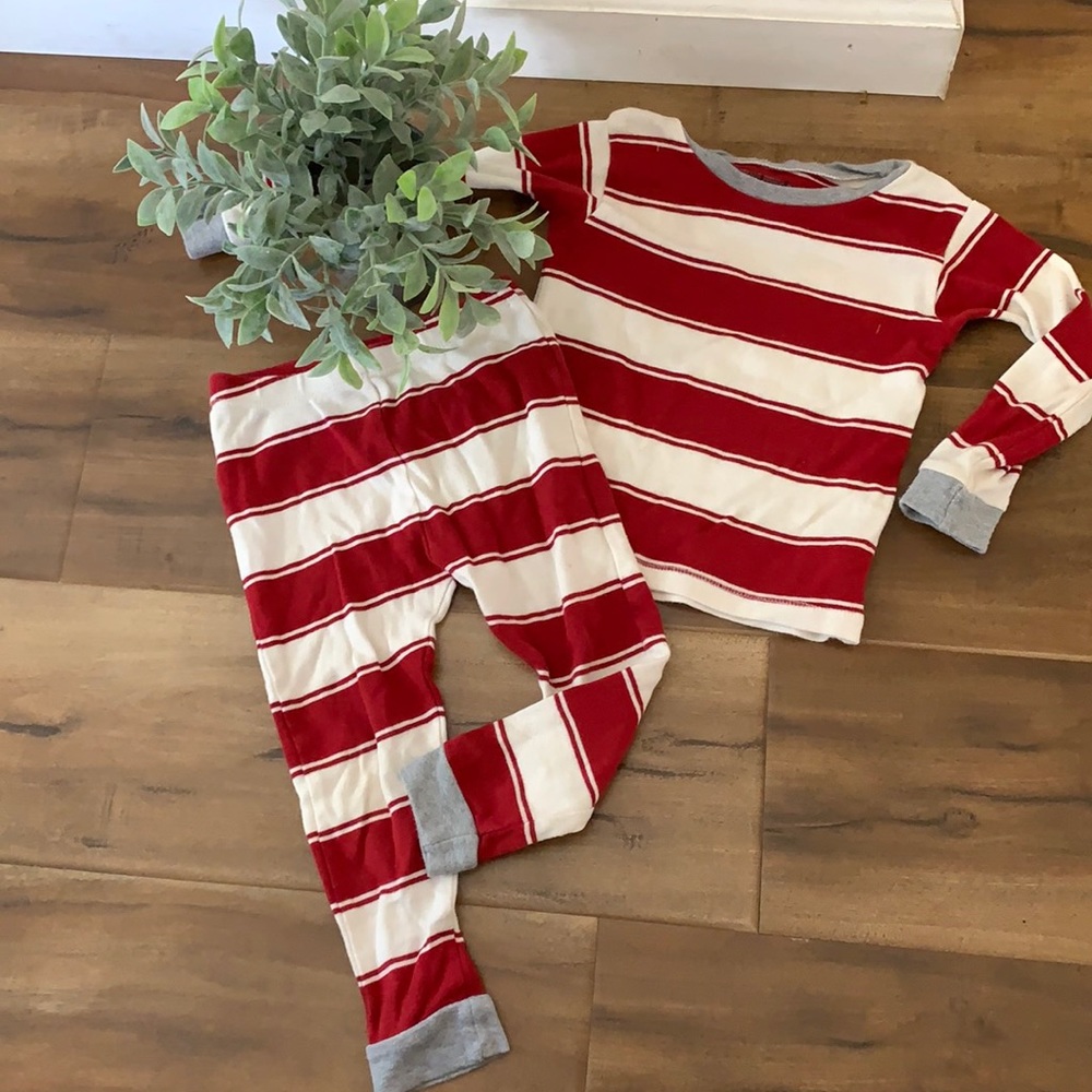 Burts Bees 2T toddler Pajamas